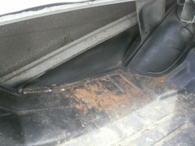 1965 White Chevrolet Impala 4-DOOR