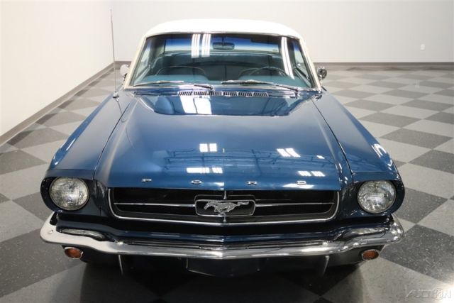 1965 Blue Ford Mustang