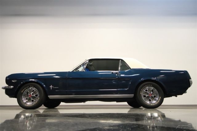 1965 Blue Ford Mustang