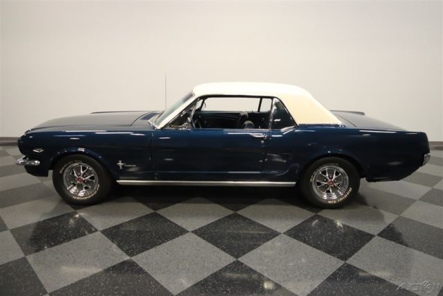 1965 Blue Ford Mustang