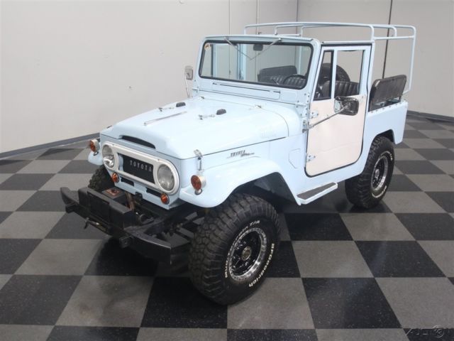 1965 Blue Toyota FJ40