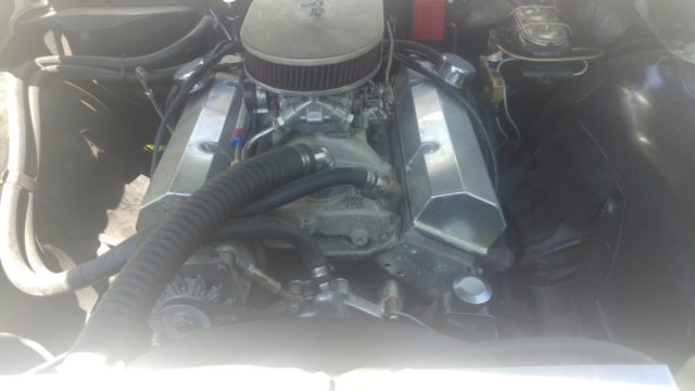 1965 White Chevrolet Chevelle Sedan