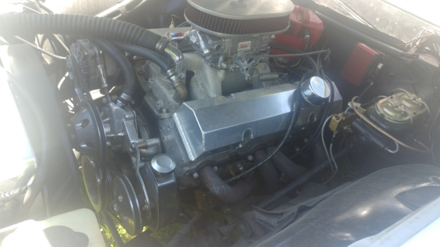 1965 White Chevrolet Chevelle Sedan