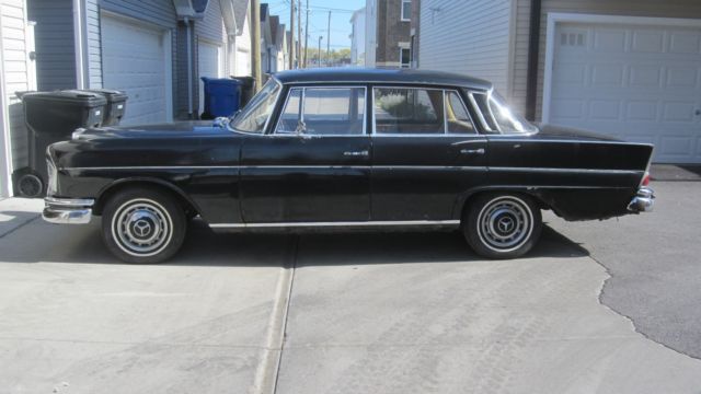 1965 Black Mercedes-Benz S-Class Sedan