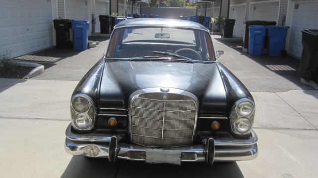 1965 Black Mercedes-Benz S-Class Sedan