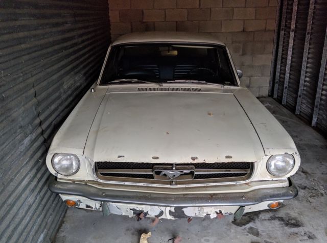 1965 White Ford Mustang Coupe