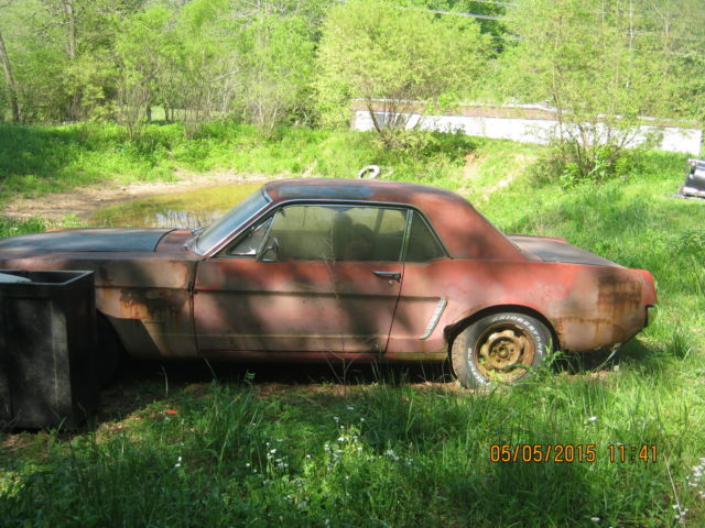 1965 red rust Ford Mustang