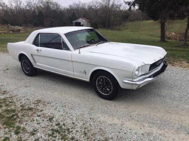 1965 White Ford Mustang Coupe