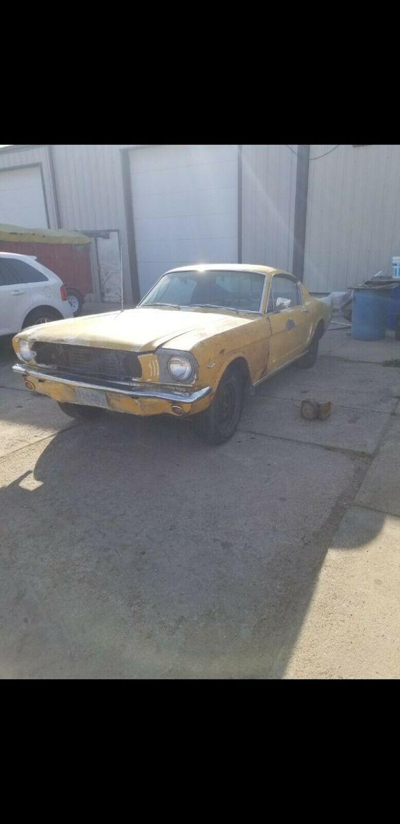 1965 Ford Mustang Fastback