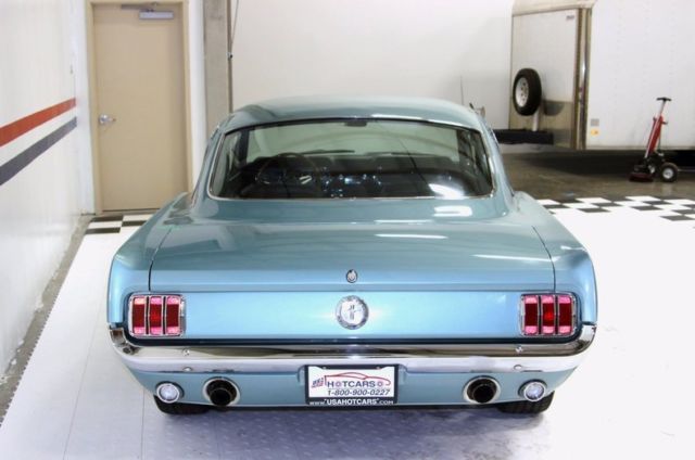 1965 Turqoise Ford Mustang --