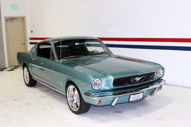 1965 Turqoise Ford Mustang --