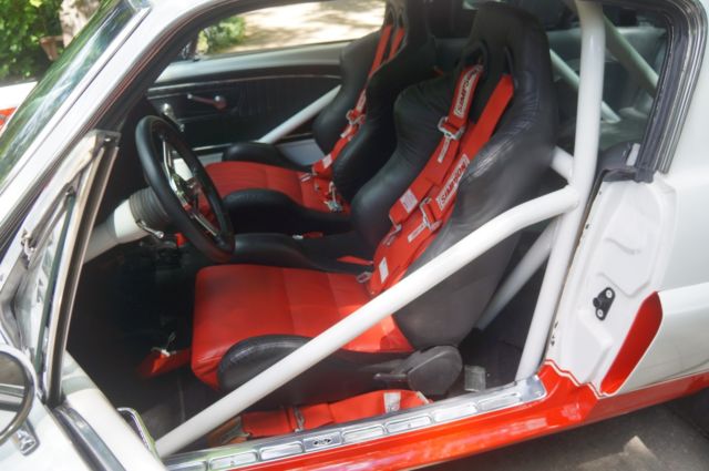 1965 White Ford Mustang Coupe