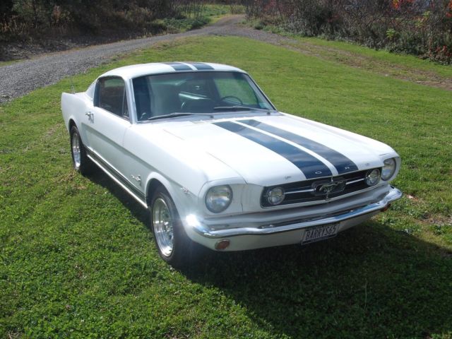 1965 Ford Mustang Fastback
