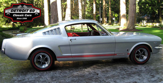 1965 Silver Smoke Ford Mustang