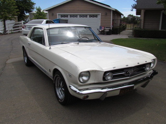 1965 Wimbledon White Ford Mustang GT Coupe