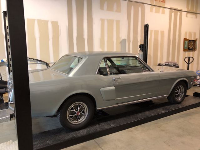 1965 SILVER Ford Mustang COUPE