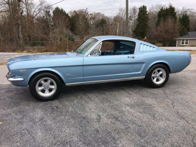 1965 Blue Ford Mustang