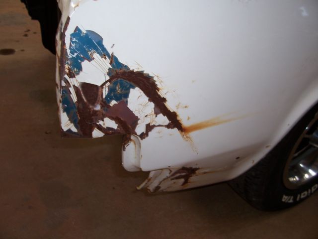 1965 White Oldsmobile Cutlass 2 DR Convertible