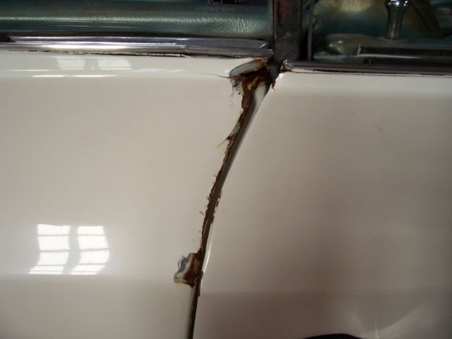 1965 White Oldsmobile Cutlass 2 DR Convertible