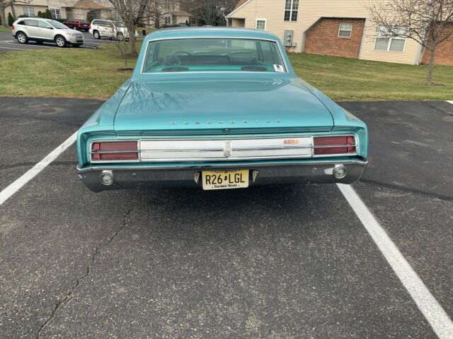 1965 Green Oldsmobile 442 Coupe