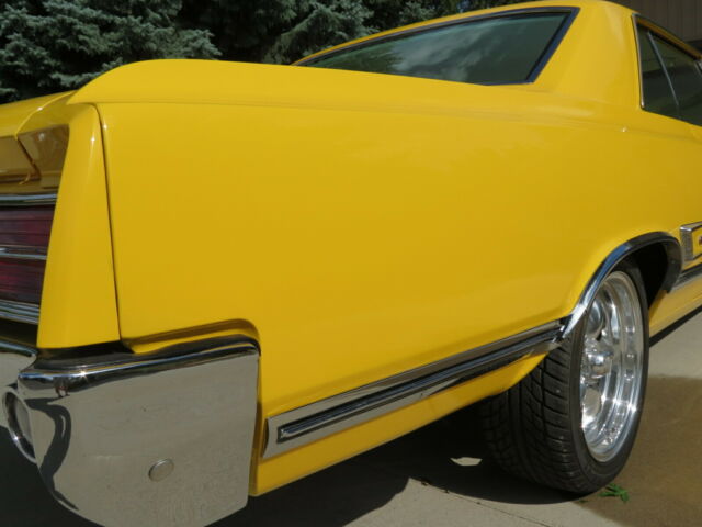 1965 Yellow Oldsmobile 442 Coupe