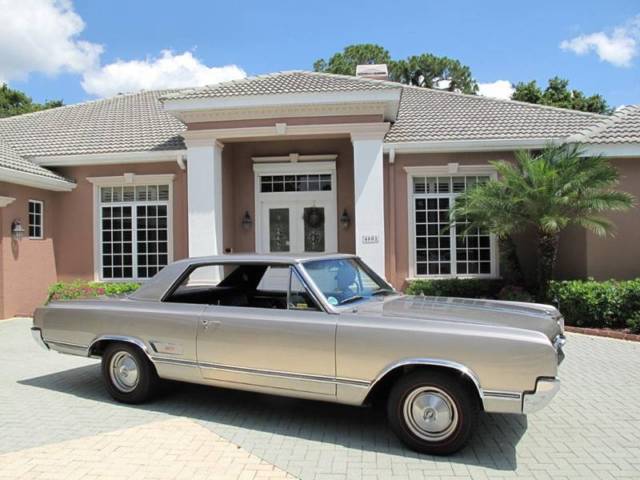 1965 Tan Oldsmobile 442 Coupe