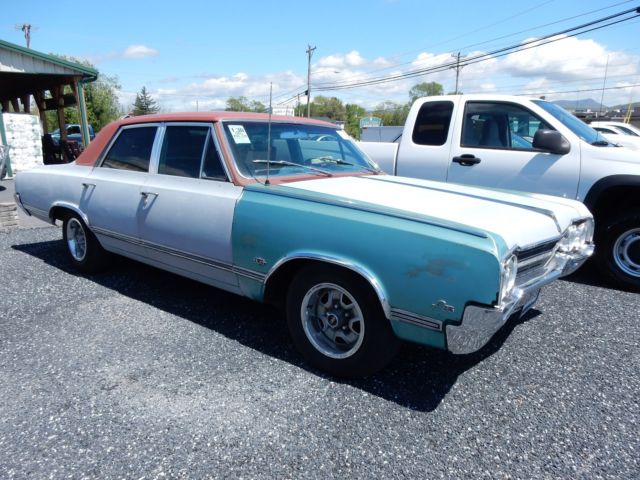 1965 Green Oldsmobile Other Sedan
