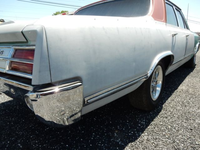 1965 Green Oldsmobile Other Sedan