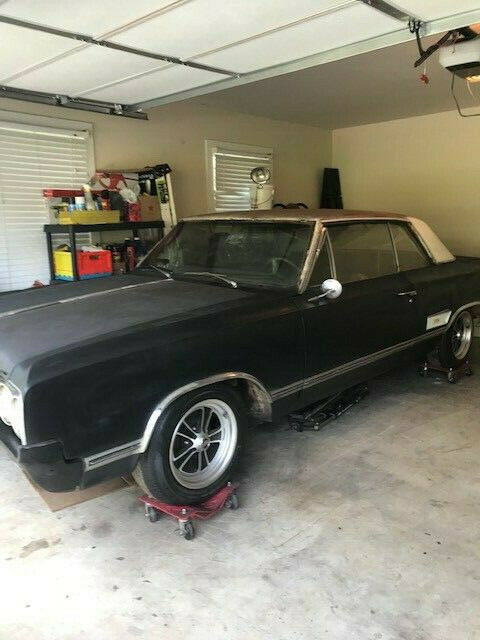 1965 Black Oldsmobile 442 Coupe