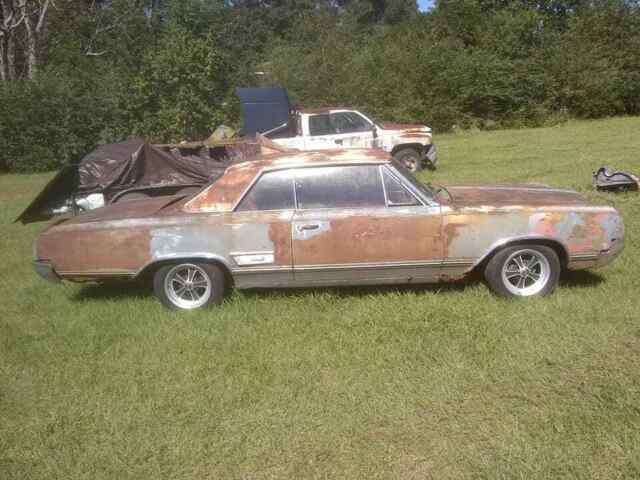 1965 Black Oldsmobile 442 Coupe