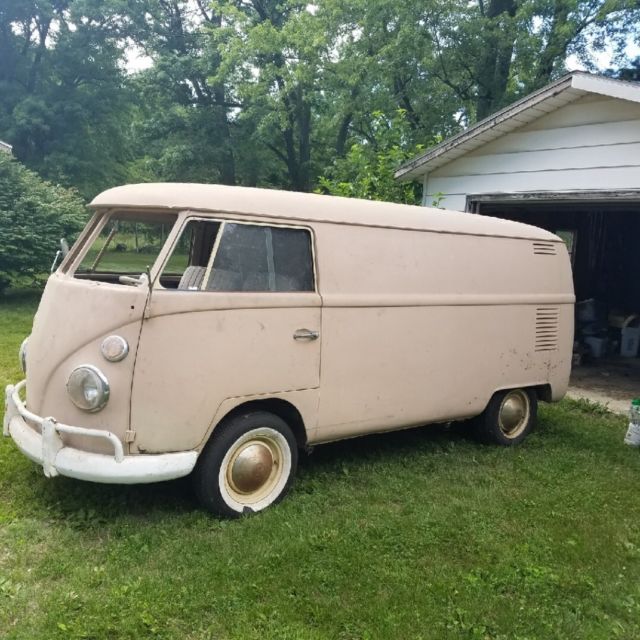 1965 Tan Volkswagen Bus/Vanagon HSCR