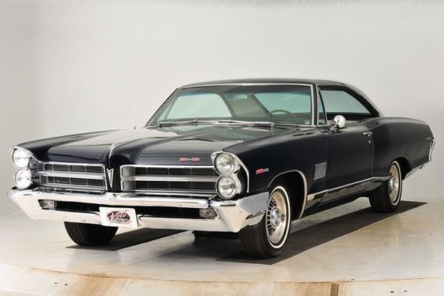 1965 Blue Pontiac 2+2 Hardtop