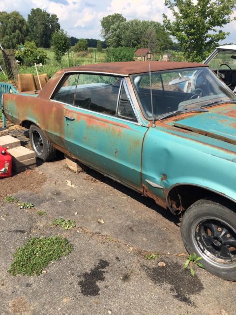1965 Blue Pontiac GTO Coupe