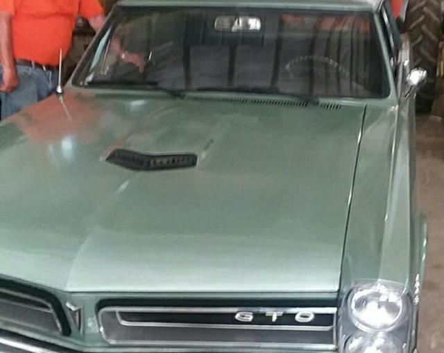 1965 Green Pontiac GTO