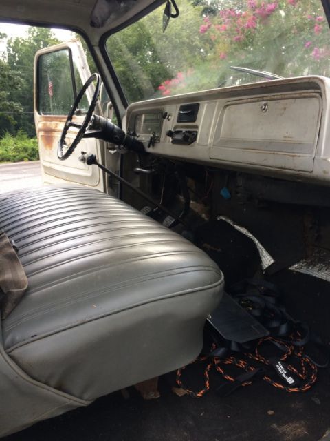 1965 Green Chevrolet C-10 Cab & Chassis