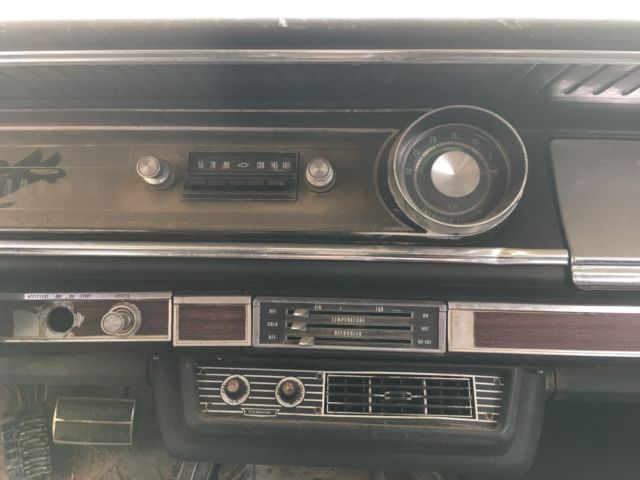 1965 White Chevrolet Impala