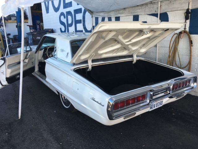 1965 White Ford Thunderbird Coupe