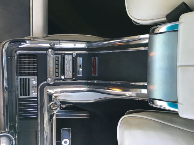 1965 White Ford Thunderbird Coupe