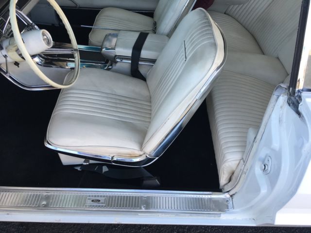 1965 White Ford Thunderbird Coupe