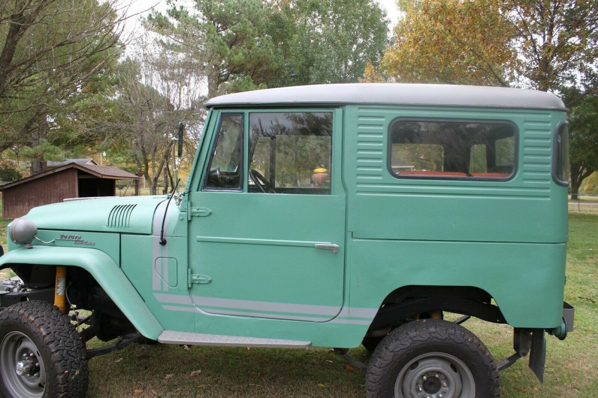 1965 Green Toyota Land Cruiser SUV