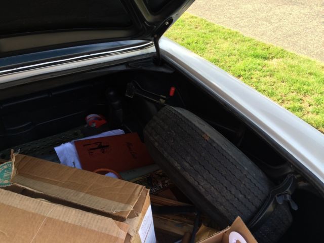 1965 blue Mercedes-Benz 300-Series Coupe