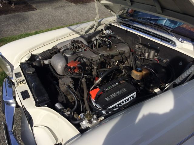 1965 blue Mercedes-Benz 300-Series Coupe