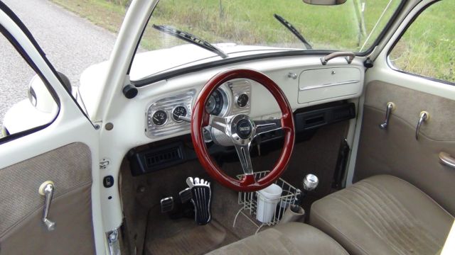 1965 Cool Vanilla Volkswagen Beetle - Classic Ragtop