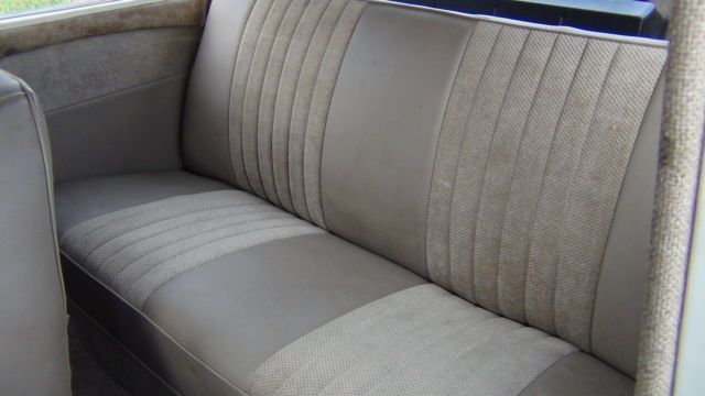 1965 Cool Vanilla Volkswagen Beetle - Classic Ragtop