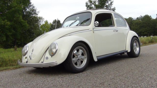 1965 Cool Vanilla Volkswagen Beetle - Classic Ragtop