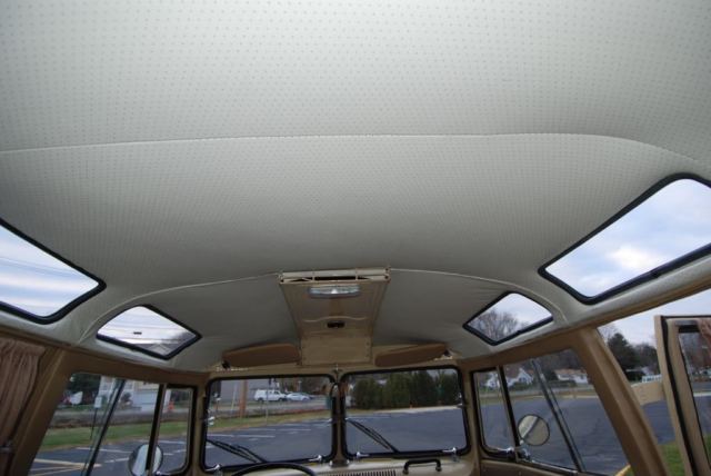 1965 Beige Volkswagen Bus/Vanagon Van Camper