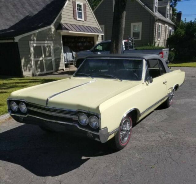 1965 Yellow Oldsmobile 442 Convertible