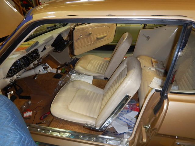 1966 Bronz Ford Mustang Coupe
