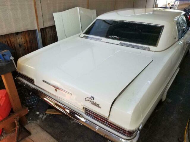 1966 White Chevrolet Caprice FULL SIZE