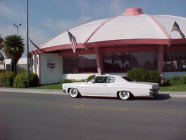 1966 White Chevrolet Caprice FULL SIZE